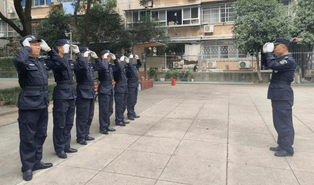 社区盾倒计时;波特兰开拓者赛后伤情更新;细节引发关注;赛场秩序良好;纪律约束更严格(波特兰开拓者队) 社区盾倒计时;波特兰开拓者赛后伤情更新;细节引发关注;赛场秩序良好;纪律约束更严格(波特兰开拓者队)